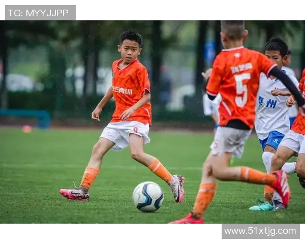 足球pgc新纪元：探索职业联赛与青训体系的深度融合与发展